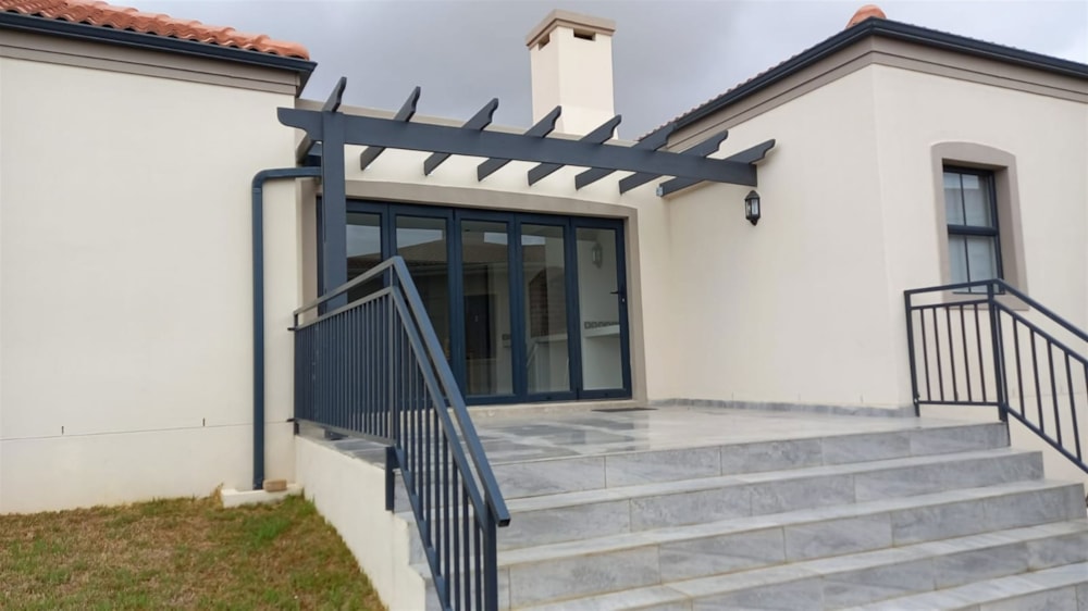 House to rent in Mount Royal Golf & Country Estate - 1SJ1734440