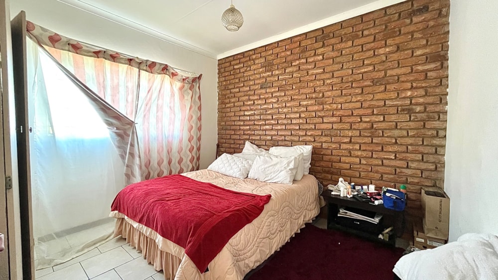 Townhouse for sale in Bendor Park - 1PS1734652