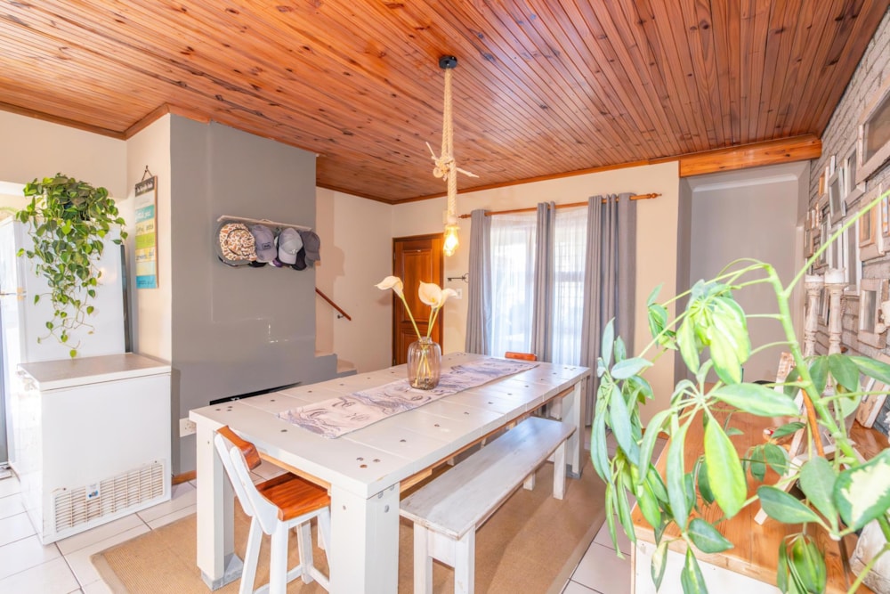 House for sale in Yzerfontein - LA1734389 House for sale in Yzerfontein - LA1734389