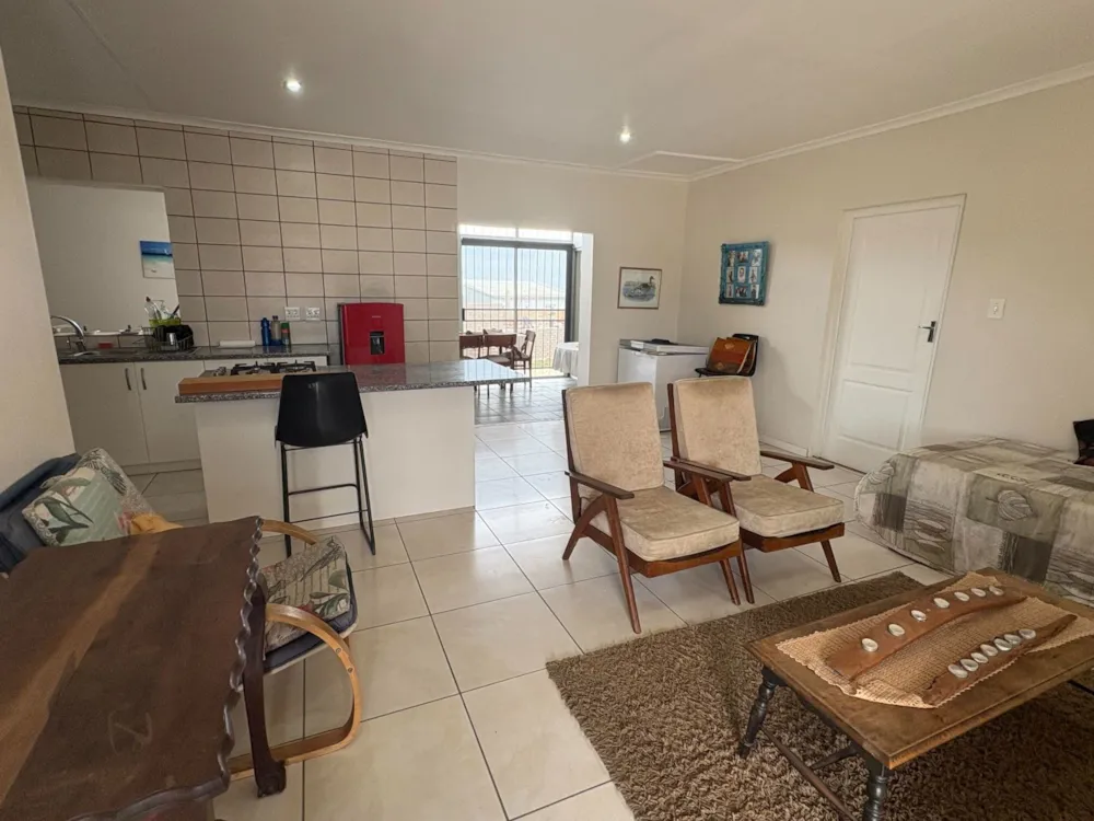 House let in Yzerfontein - LA1732616 House let in Yzerfontein - LA1732616