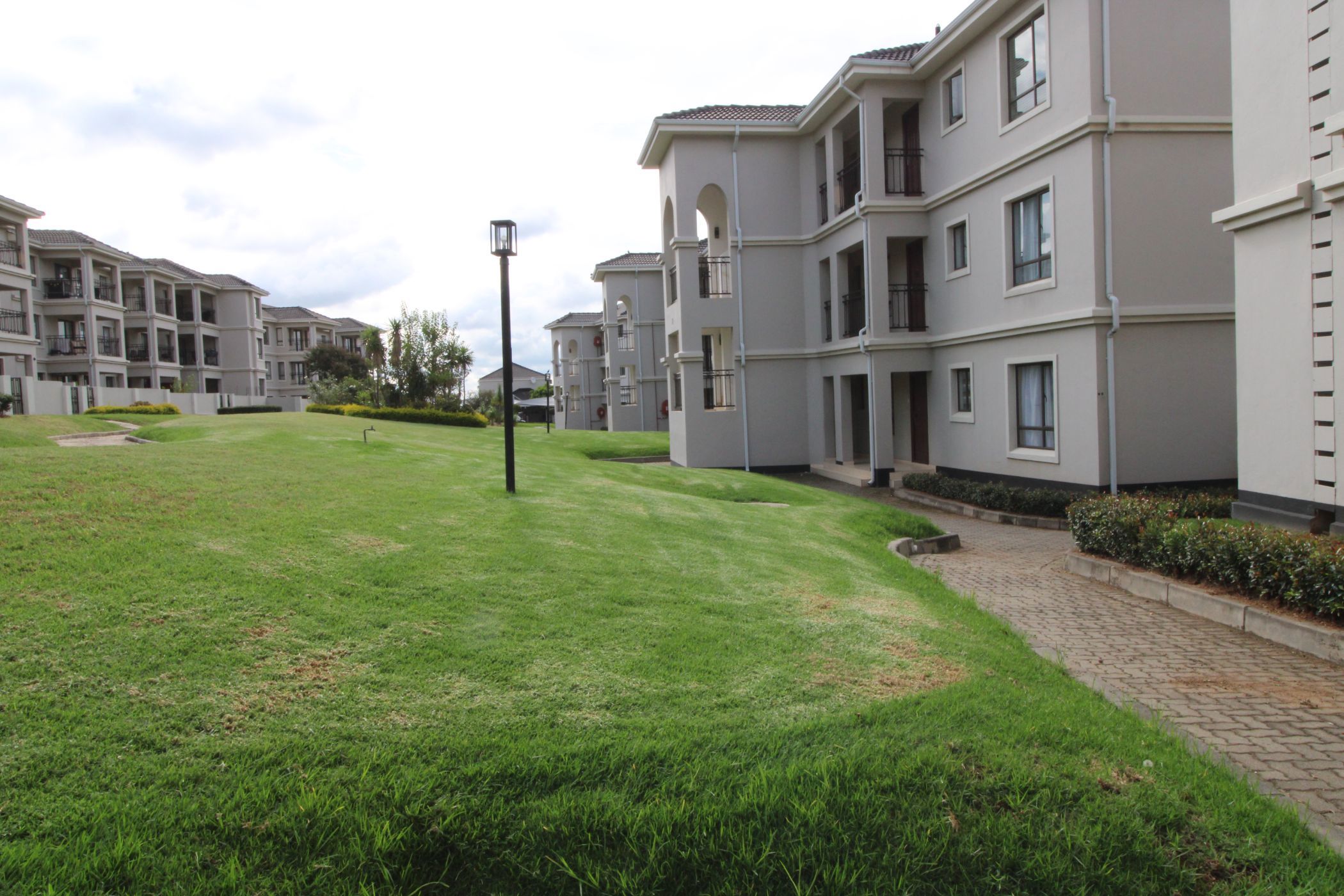 Apartment for sale in Summerset - MR1732491