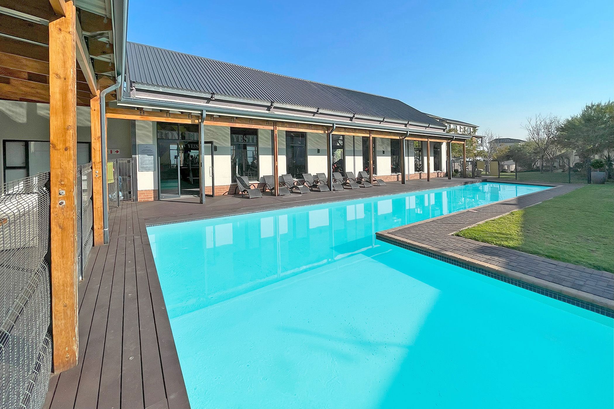 Apartment for sale in Carlswald - MR1732950