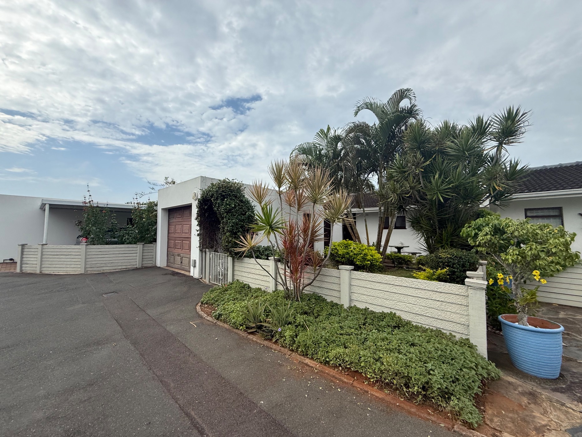 Apartment to rent in Durban North - 1ND1735188