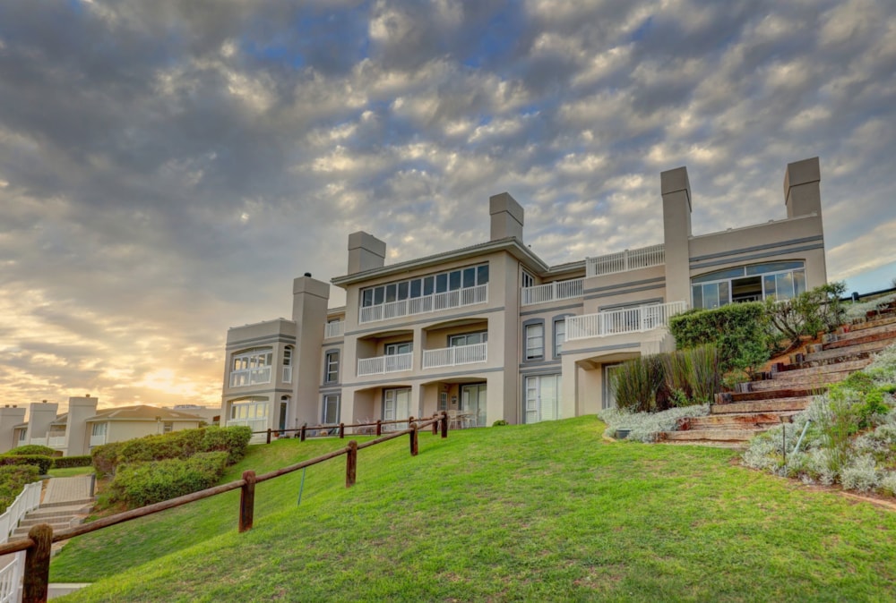 Penthouse apartment for sale in Pinnacle Point Golf Estate - 1MB1651712