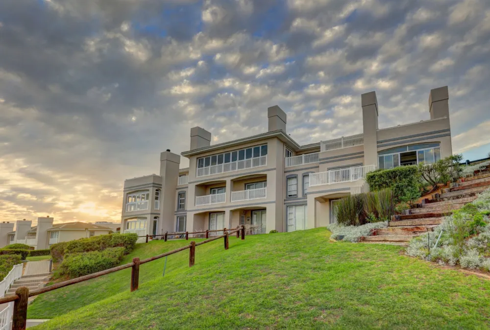 Penthouse apartment sold in Pinnacle Point Golf Estate - 1MB1651712 Penthouse apartment sold in Pinnacle Point Golf Estate - 1MB1651712
