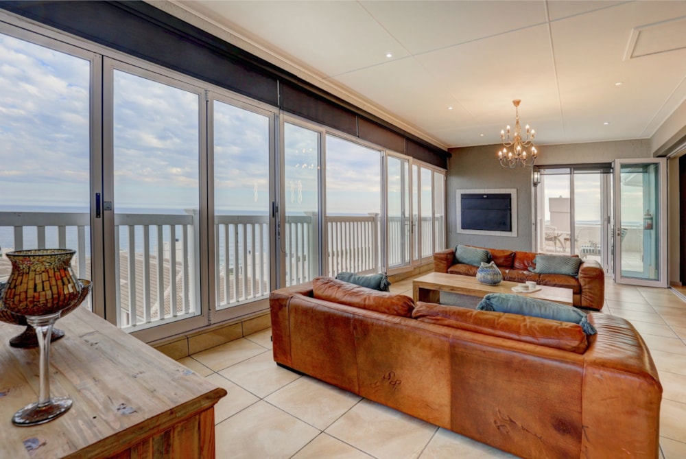 Penthouse apartment for sale in Pinnacle Point Golf Estate - 1MB1651712