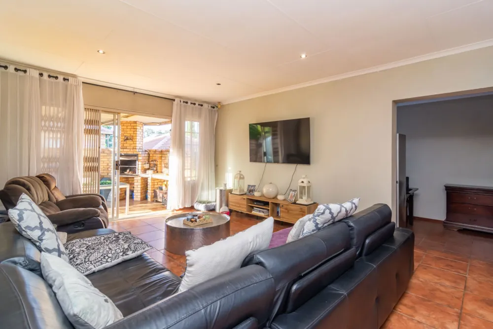 Townhouse for sale in Homes Haven - 1KR1733523 Townhouse for sale in Homes Haven - 1KR1733523