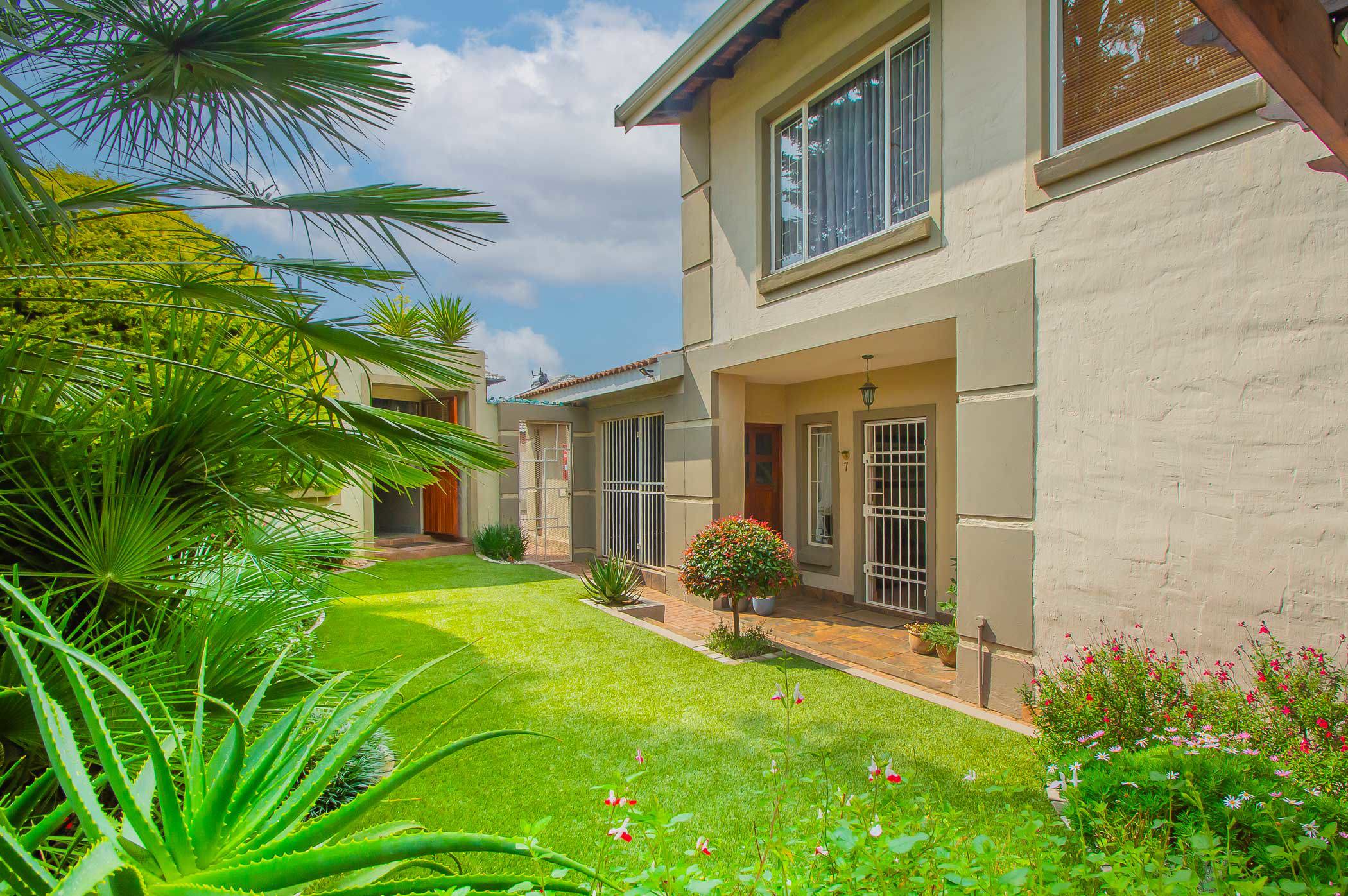 Townhouse for sale in Krugersdorp North - 1KR1733678