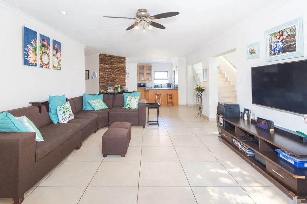 House let in Moreleta Park - PTL1733545 House let in Moreleta Park - PTL1733545