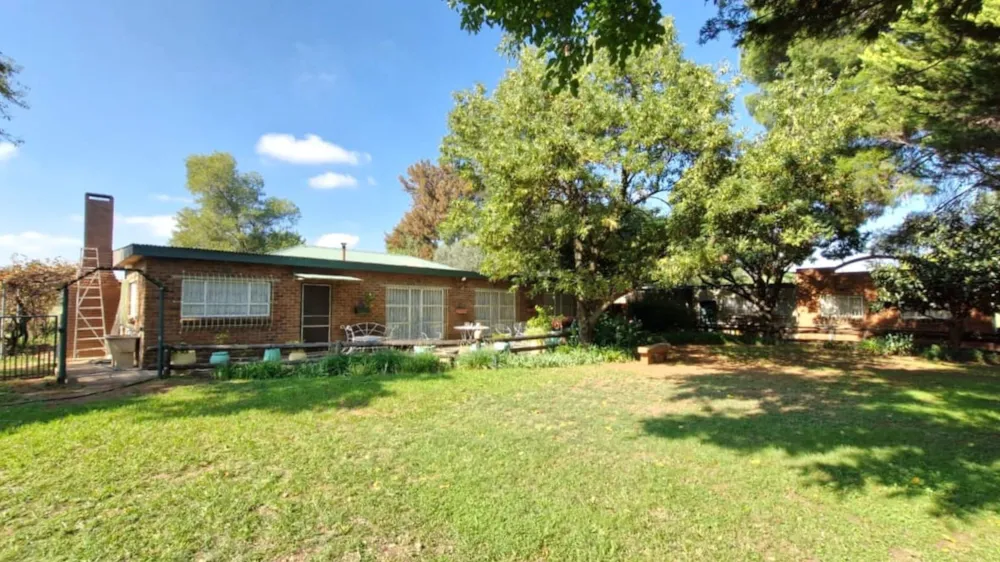 Smallholding for sale in Bloemdal - 1BX1733958 Smallholding for sale in Bloemdal - 1BX1733958