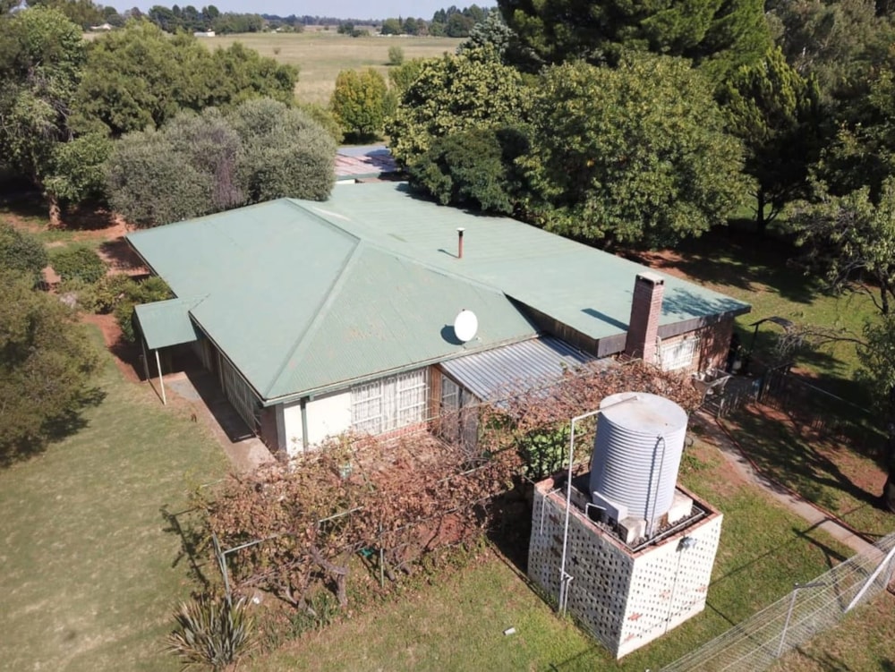 Smallholding for sale in Bloemdal - 1BX1733958 Smallholding for sale in Bloemdal - 1BX1733958