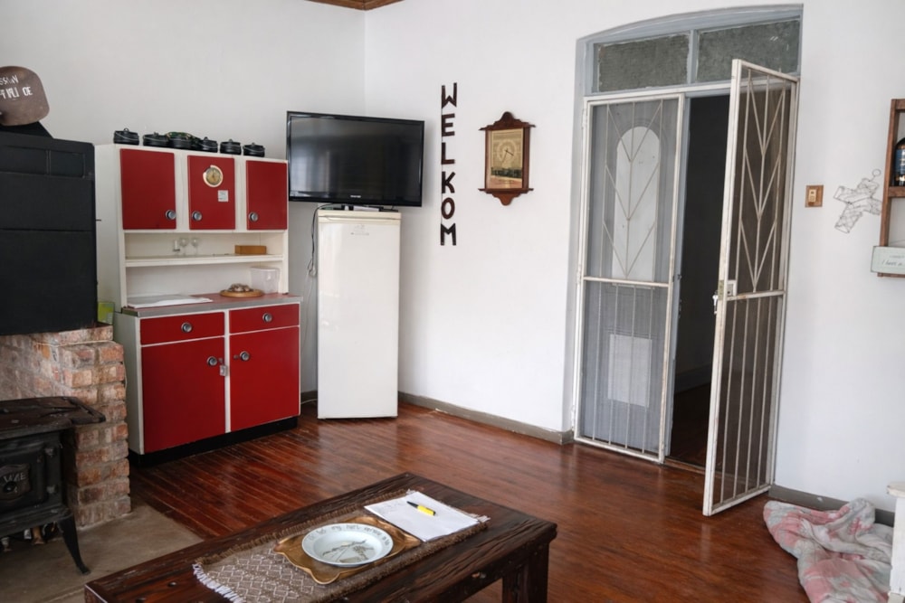 House for sale in De Rust - 1OU1734975