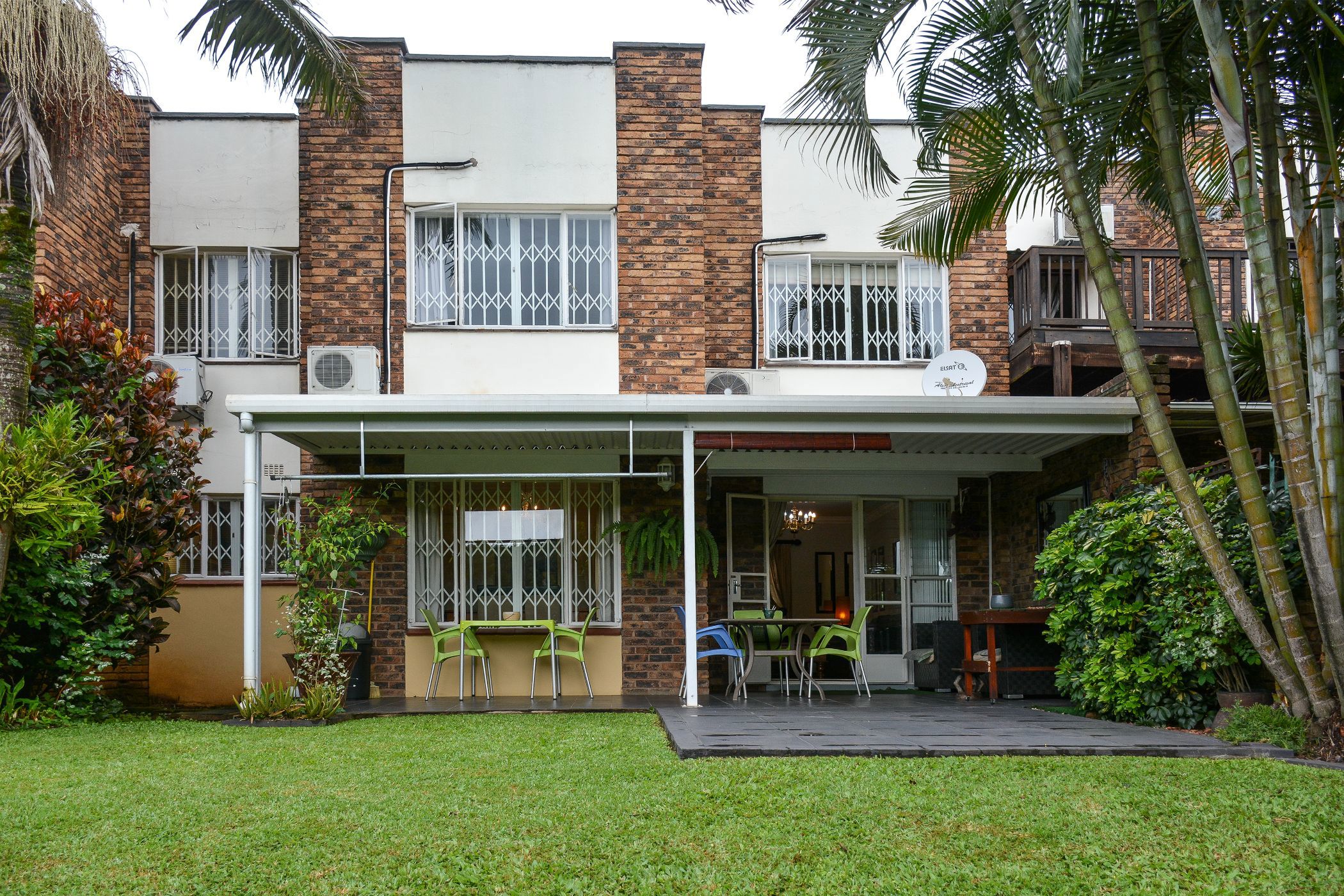 Townhouse for sale in Montrose - 1PM1732202