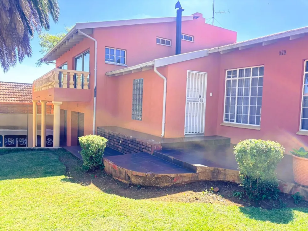 House for sale in Naturena - 1GV1730845