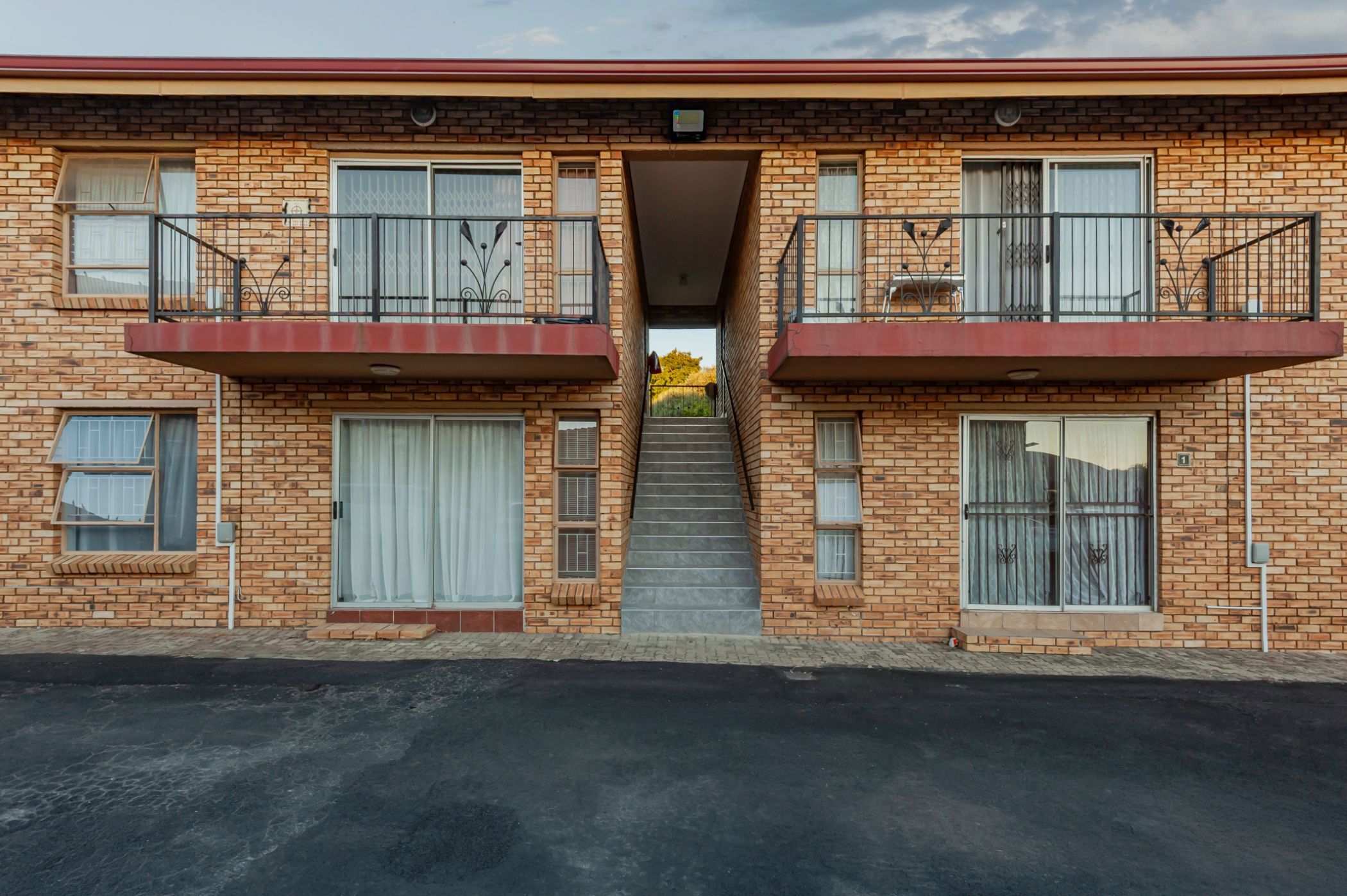 Apartment for sale in Brackendowns - 1GV1731636