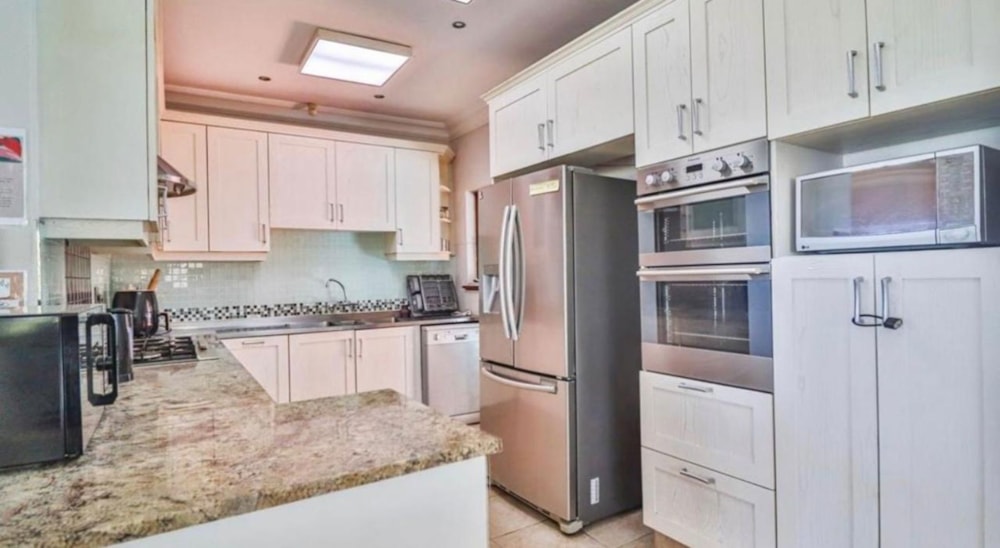 House for sale in Glenmore - 1DA1734966