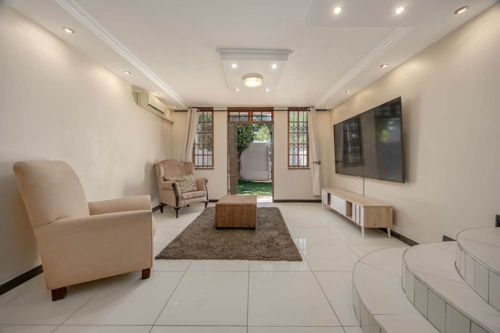 Townhouse for sale in Morningside, Durban - 1DA1721277 Townhouse for sale in Morningside, Durban - 1DA1721277