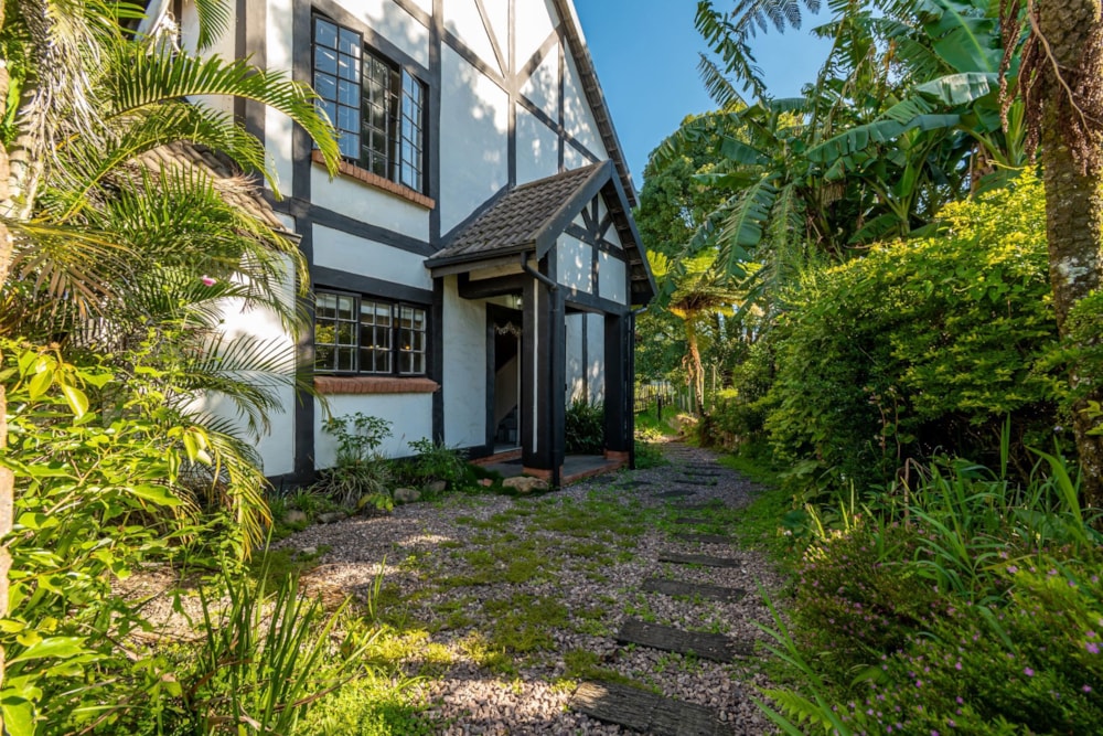 Townhouse for sale in Hillcrest, Upper Highway - 1KF1734349