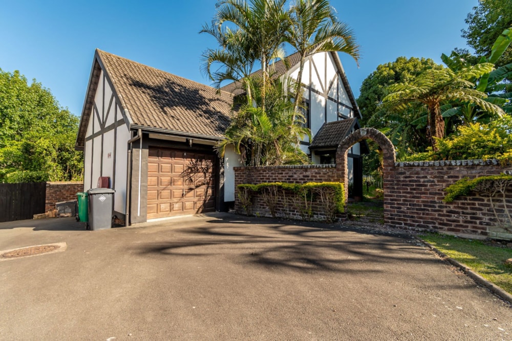 Townhouse for sale in Hillcrest, Upper Highway - 1KF1734349