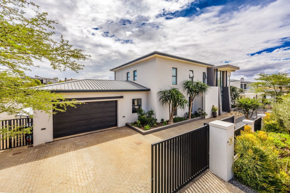 House for sale in Clara Anna Fontein - DBV1732500