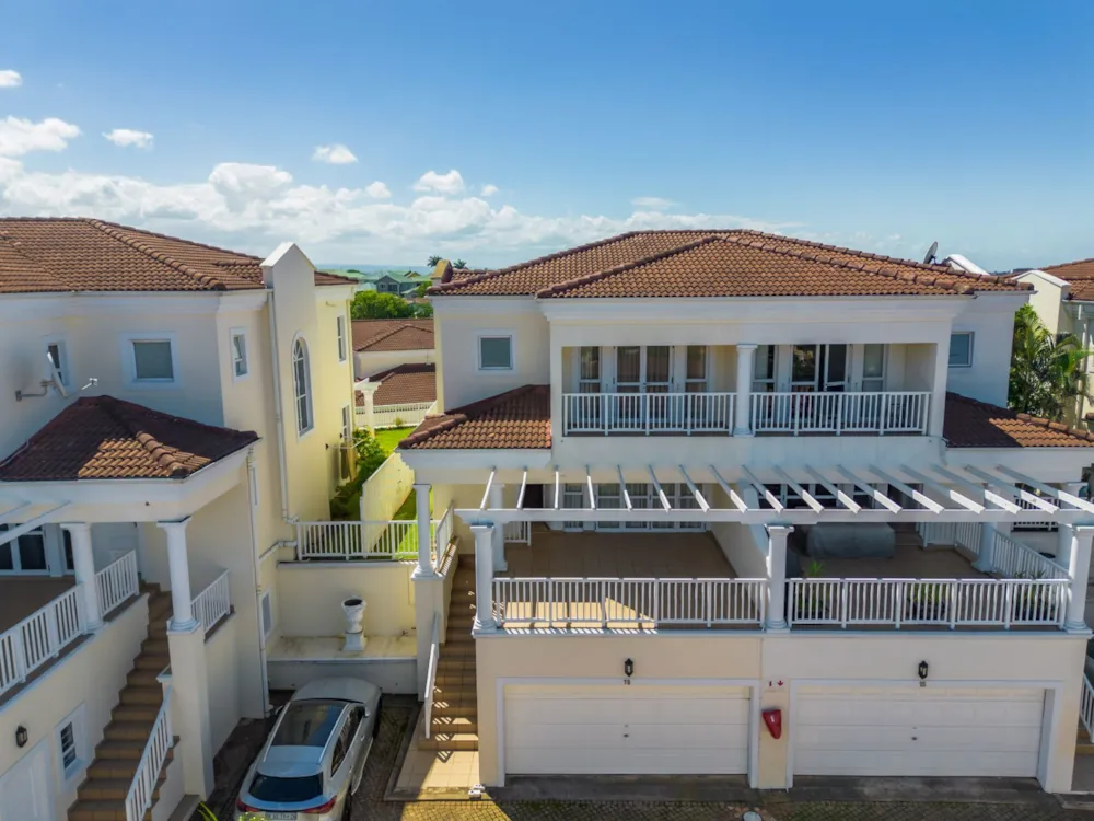 Townhouse sold in La Lucia - 1ND1732670