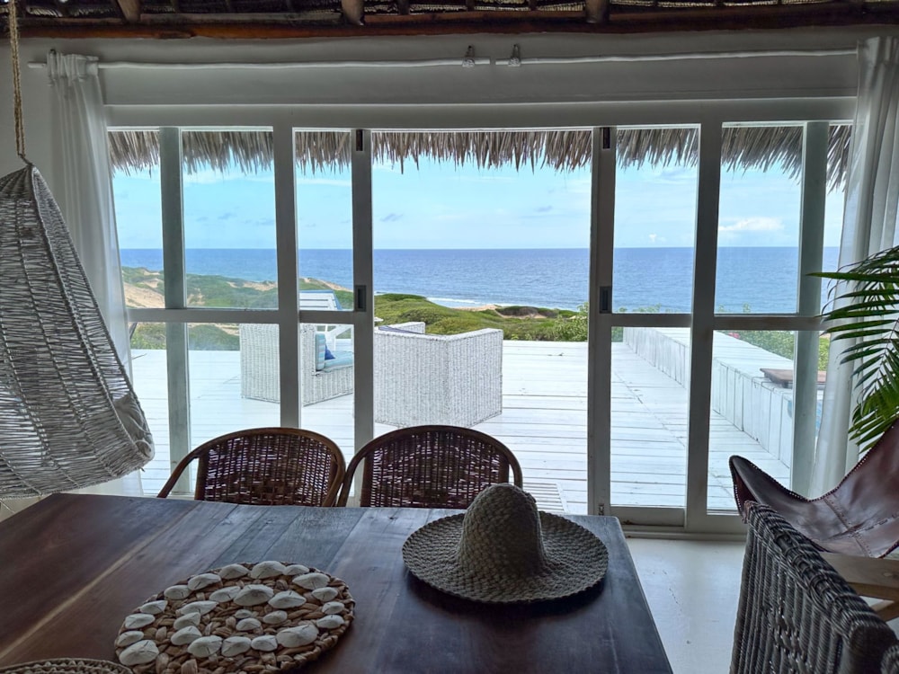 Beach resort for sale in Praia do Tofo, Mozambique - 3MQ1723597