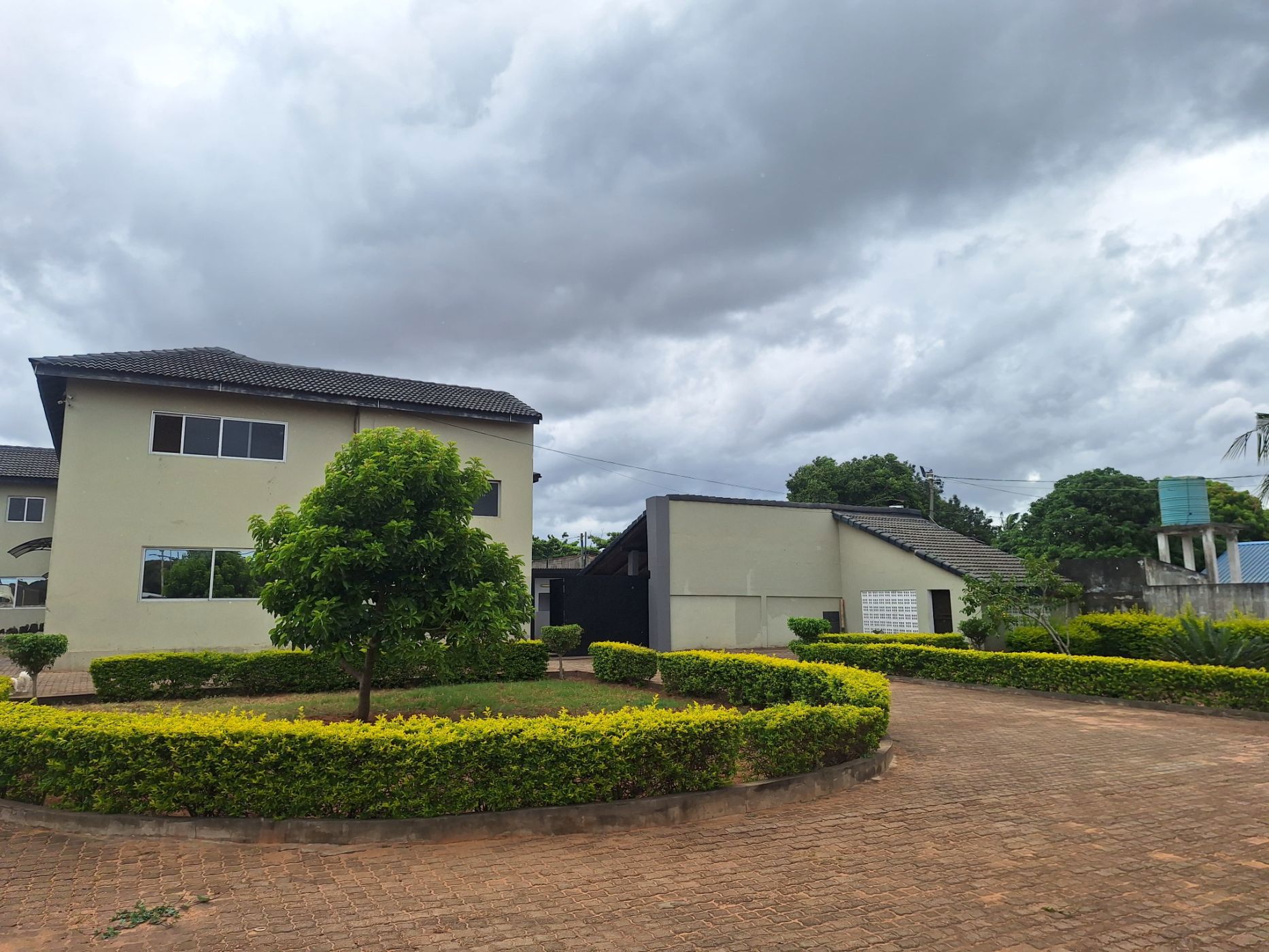 Commercial industrial property to rent in Matola, Mozambique - 3MQ1732798