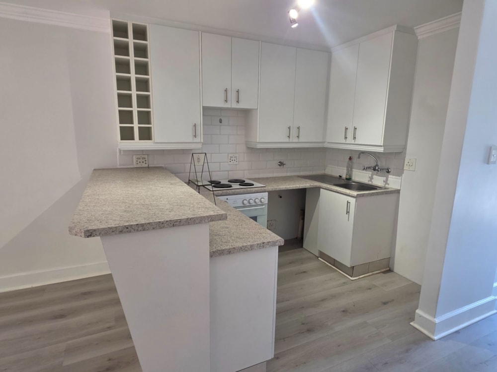 Apartment to rent in Saxonwold - JBL1734847