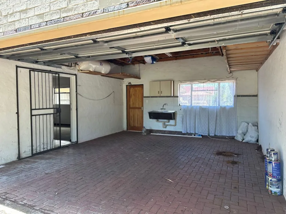 House let in Fichardt Park - 1BX1733454 House let in Fichardt Park - 1BX1733454