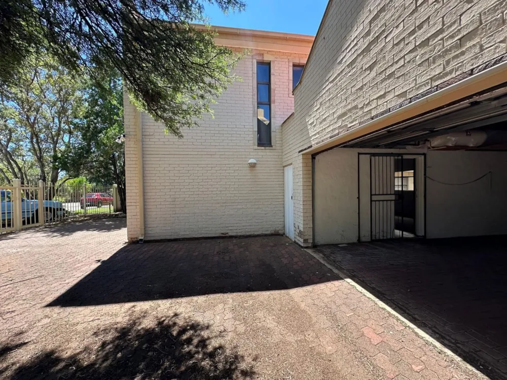 House let in Fichardt Park - 1BX1733454 House let in Fichardt Park - 1BX1733454