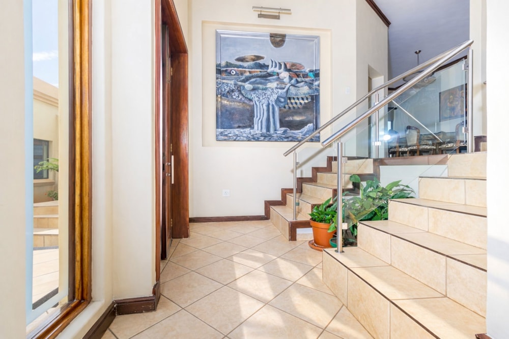House for sale in Mooikloof Equestrian Estate - PT1730575