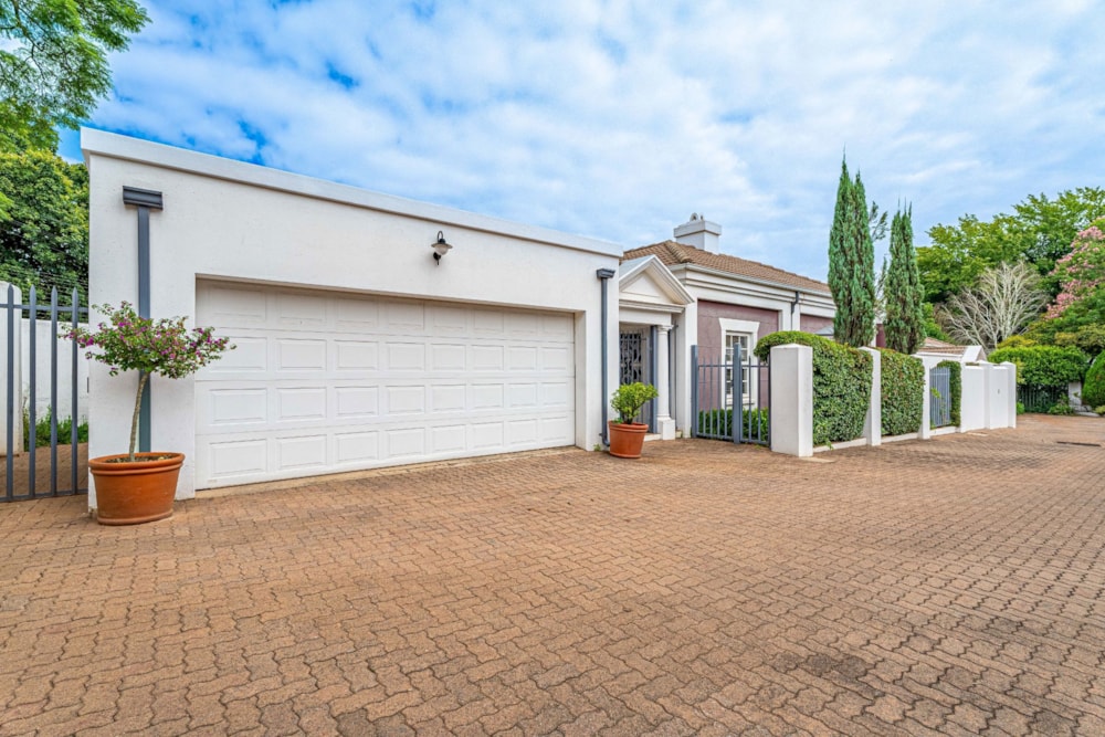 Townhouse to rent in Craighall Park - JBL1733908