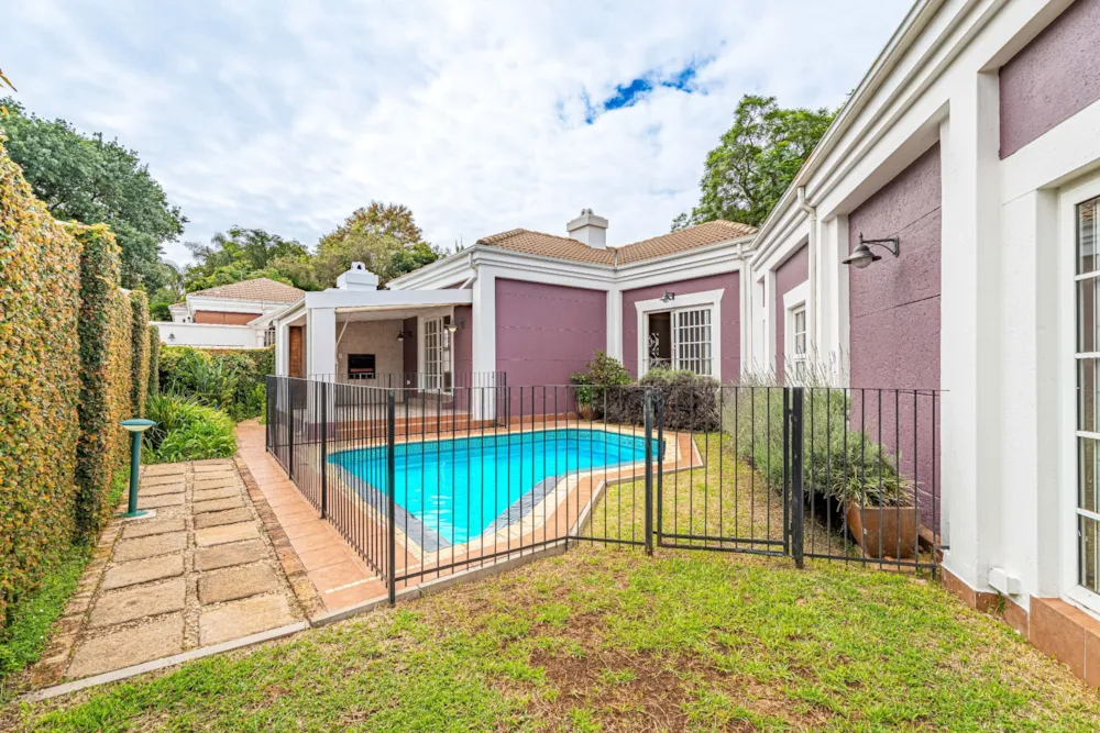 Townhouse let in Craighall Park - JBL1733908 Townhouse let in Craighall Park - JBL1733908