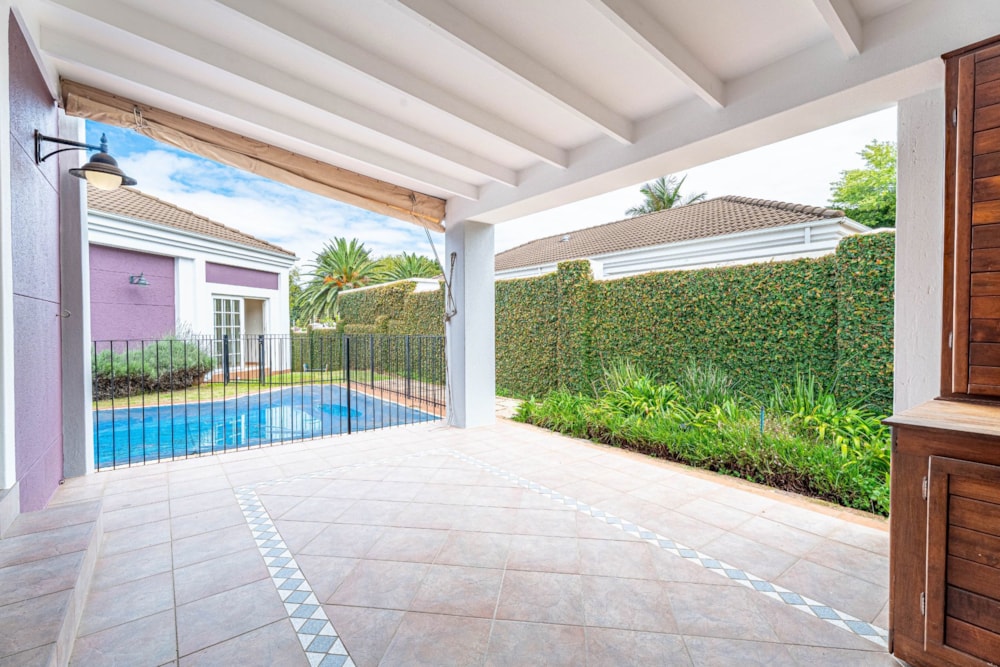 Townhouse to rent in Craighall Park - JBL1733908