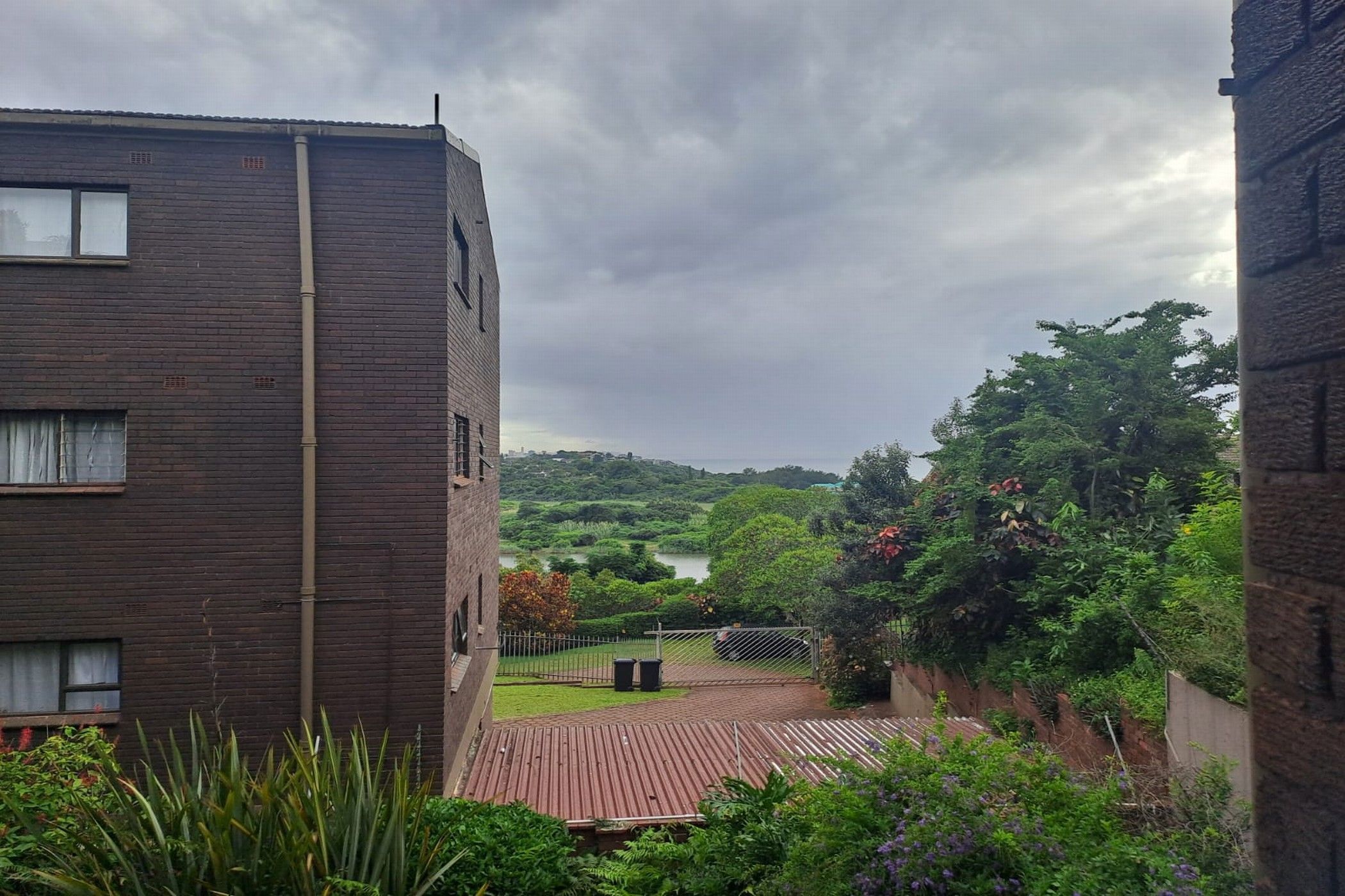 Apartment to rent in Illovo Beach - 1WB1733091