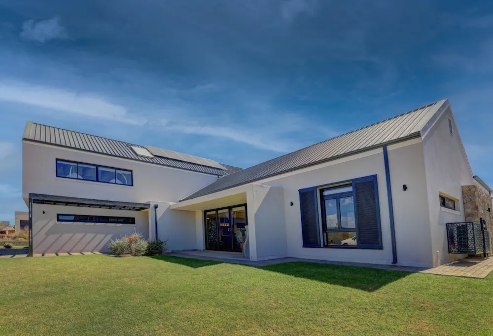 Double-storey house for sale in Renosterbos Estate - 1MB1735528 Double-storey house for sale in Renosterbos Estate - 1MB1735528