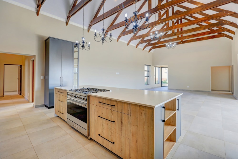 House for sale in Renosterbos Estate - 1MB1735535