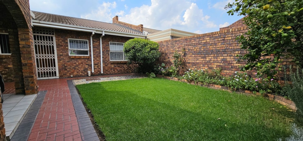 Townhouse for sale in Three Rivers North - 1VT1734150