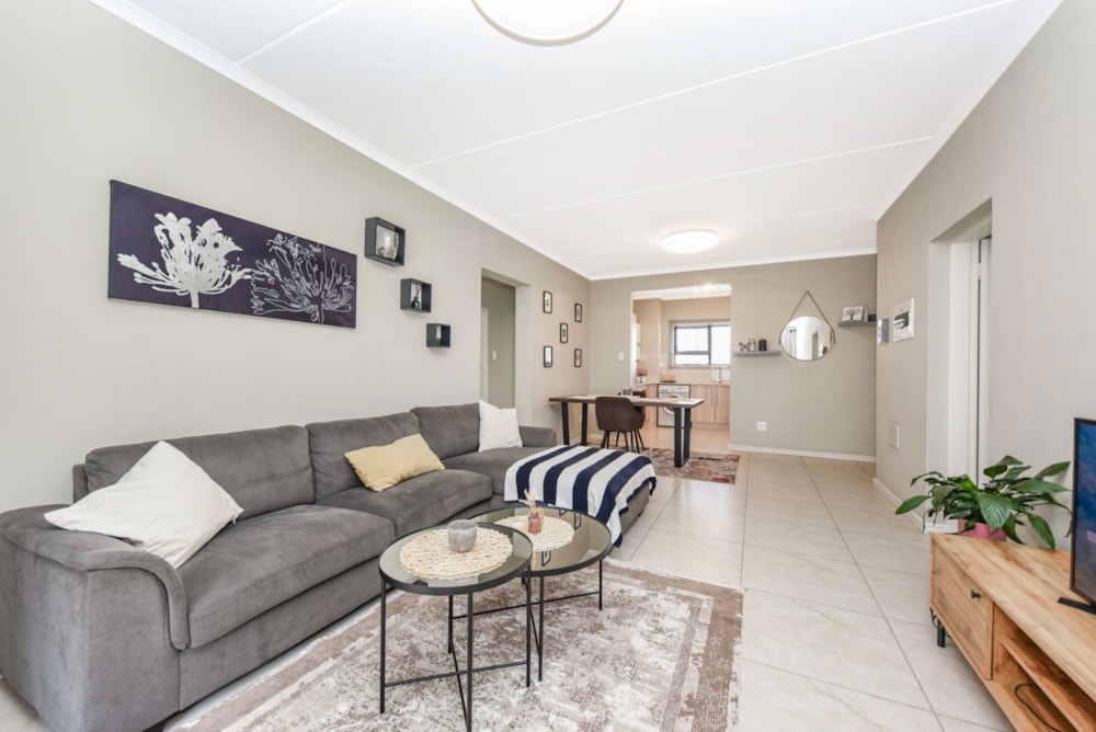 Apartment for sale in North Riding - FW1732741 Apartment for sale in North Riding - FW1732741