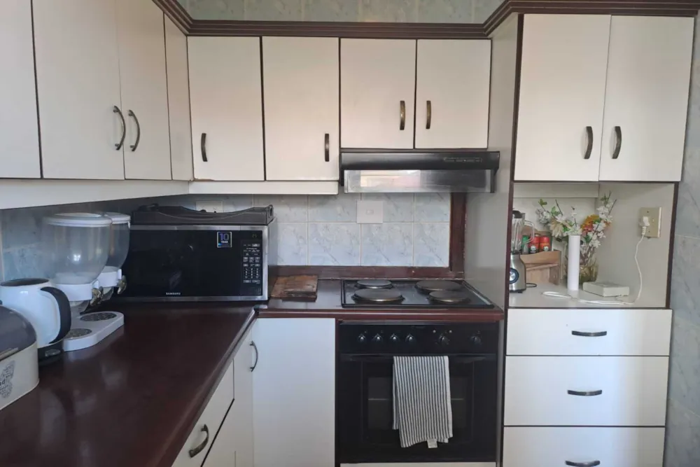 Apartment for sale in Amanzimtoti - 1WB1723231 Apartment for sale in Amanzimtoti - 1WB1723231