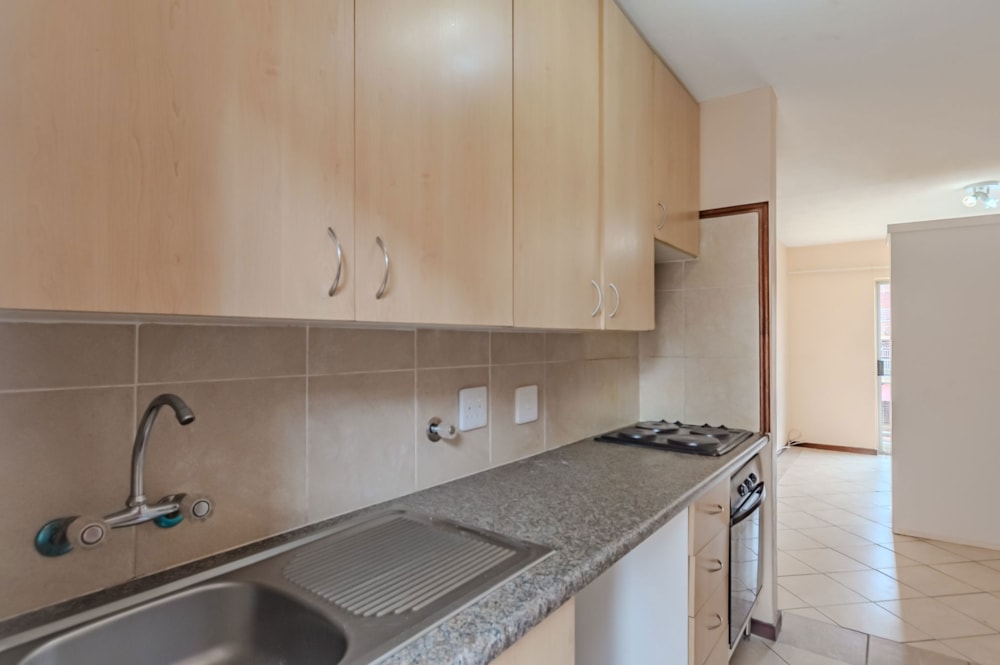 Bachelor apartment for sale in The Orchards - PTM1729414 Bachelor apartment for sale in The Orchards - PTM1729414