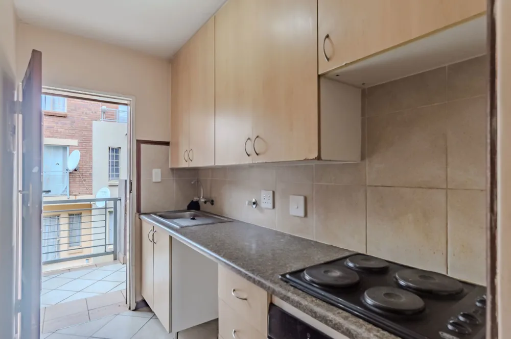 Bachelor apartment for sale in The Orchards - PTM1729414 Bachelor apartment for sale in The Orchards - PTM1729414