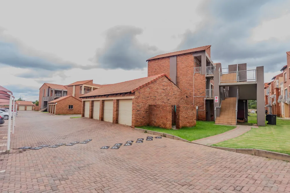 Bachelor apartment for sale in The Orchards - PTM1729414 Bachelor apartment for sale in The Orchards - PTM1729414