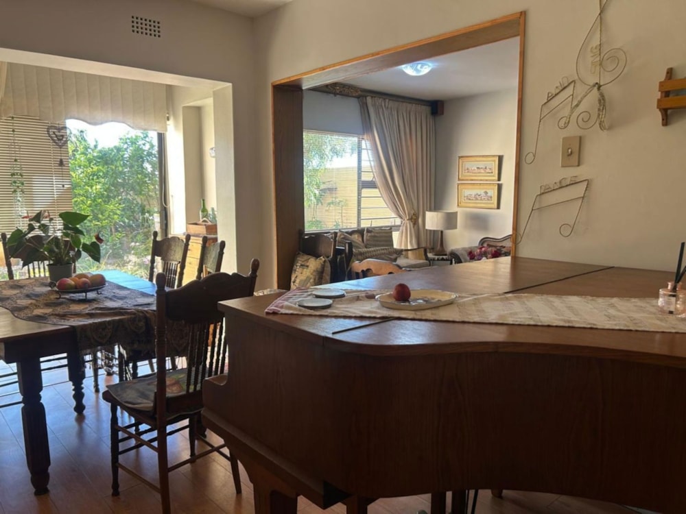 House for sale in Dagbreek, Welkom - 1WM1735313 House for sale in Dagbreek, Welkom - 1WM1735313