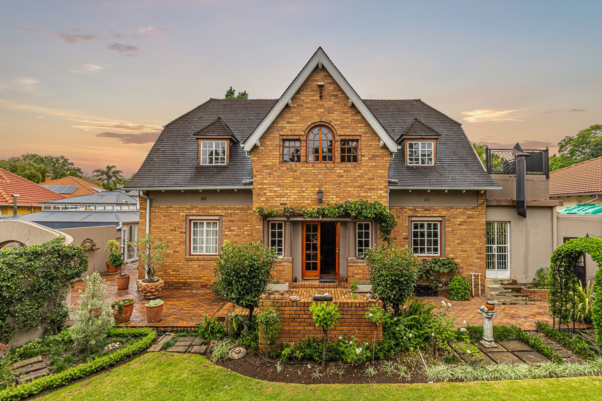 House for sale in Greenside, Johannesburg - HP1733716