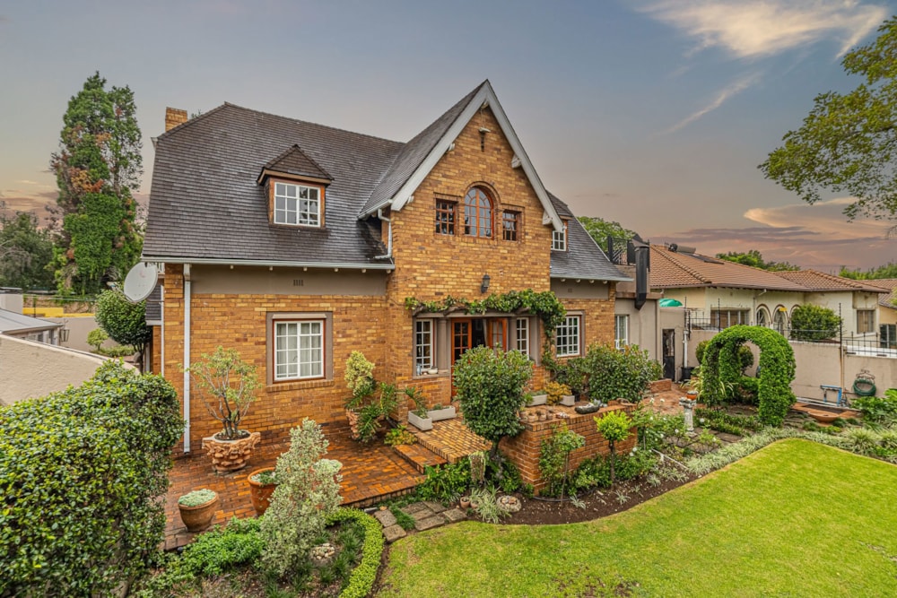 House for sale in Greenside, Johannesburg - HP1733716 House for sale in Greenside, Johannesburg - HP1733716