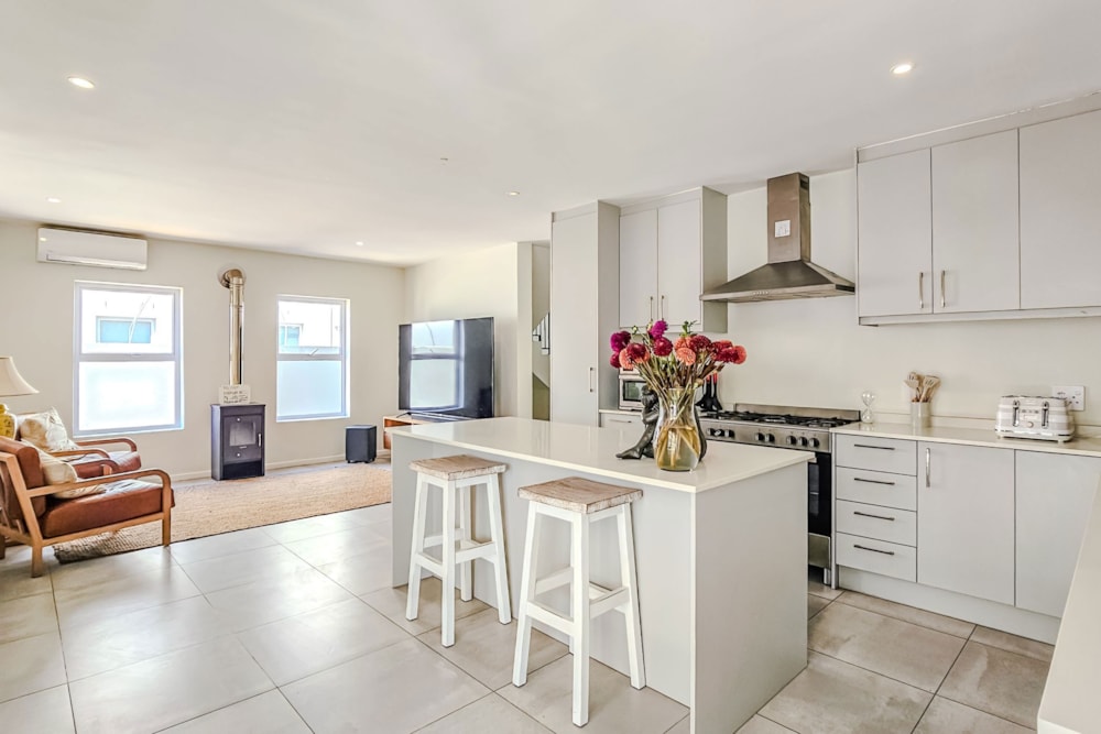 House for sale in Paarl South - TK1733322