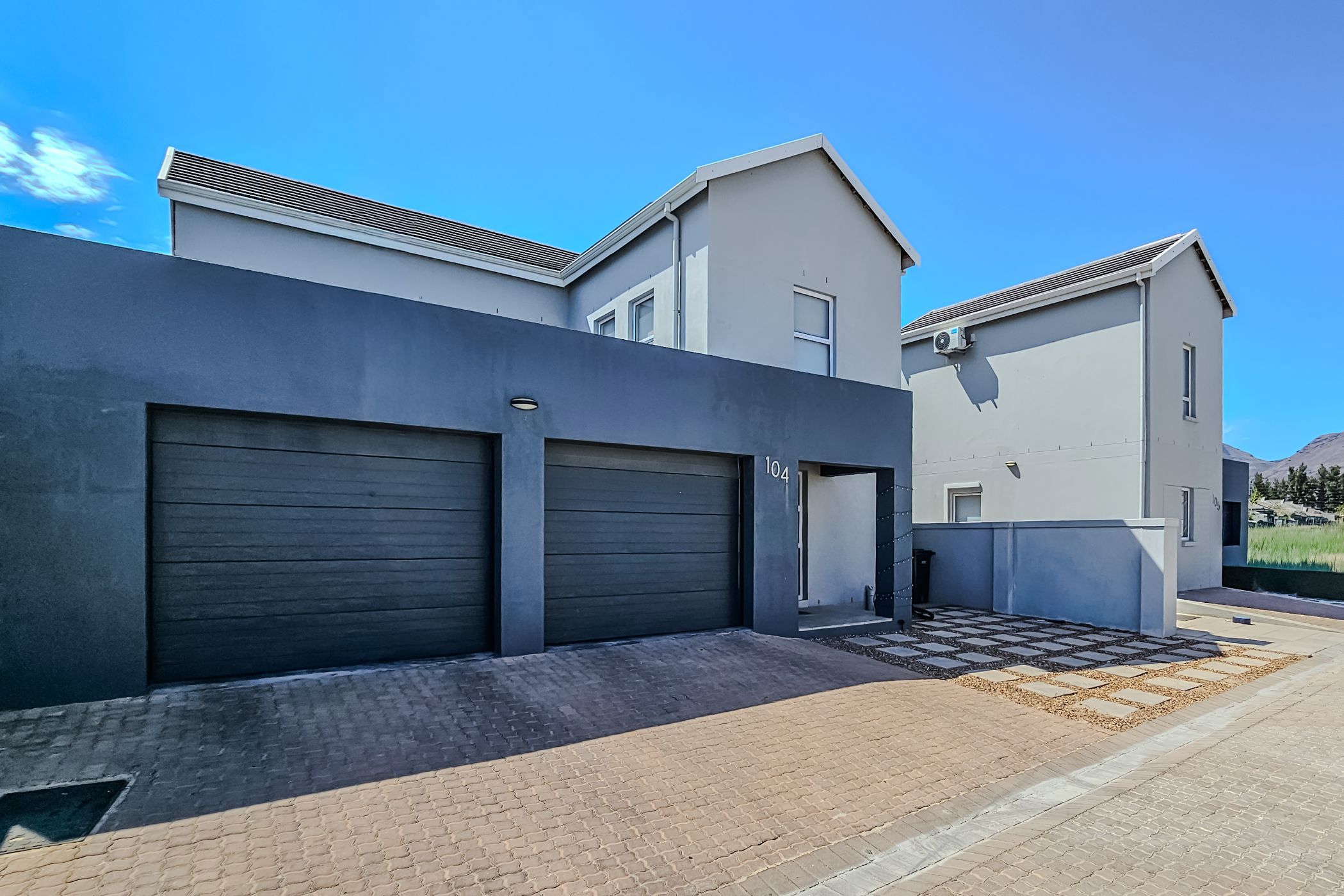 House for sale in Paarl South - TK1733322