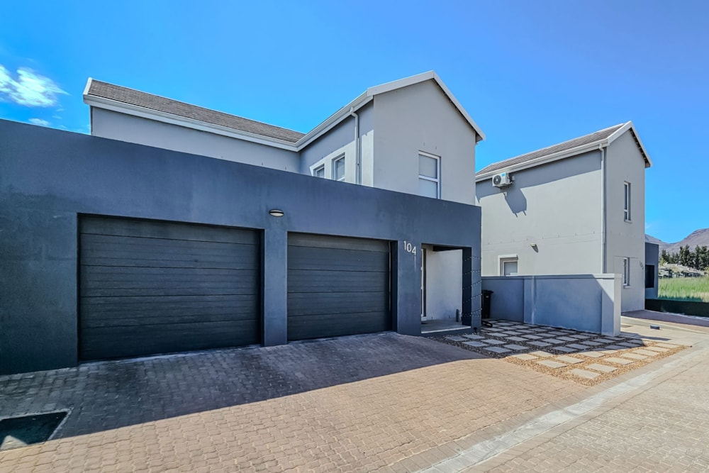 House for sale in Paarl South - TK1733322