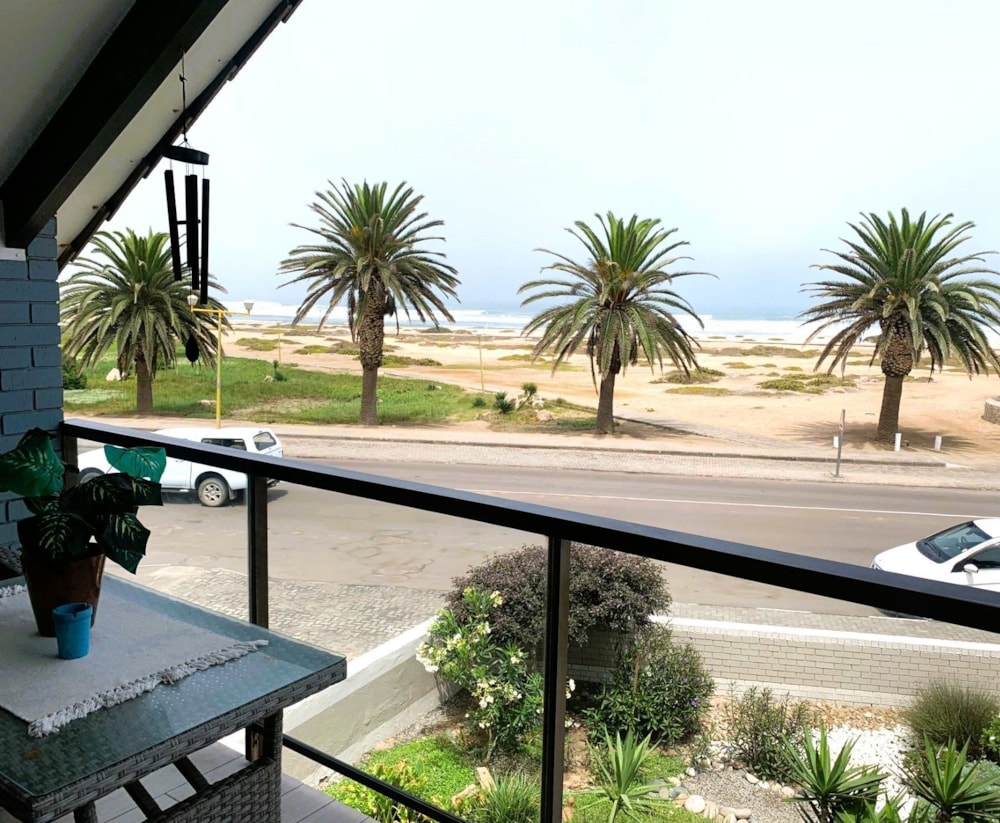 Beachfront villa for sale in Vineta, Namibia - 3NM1645389